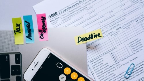 pexels-leeloothefirst-8962519 (1)